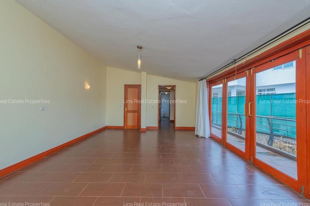 4 Bed House with En Suite in Runda - 7