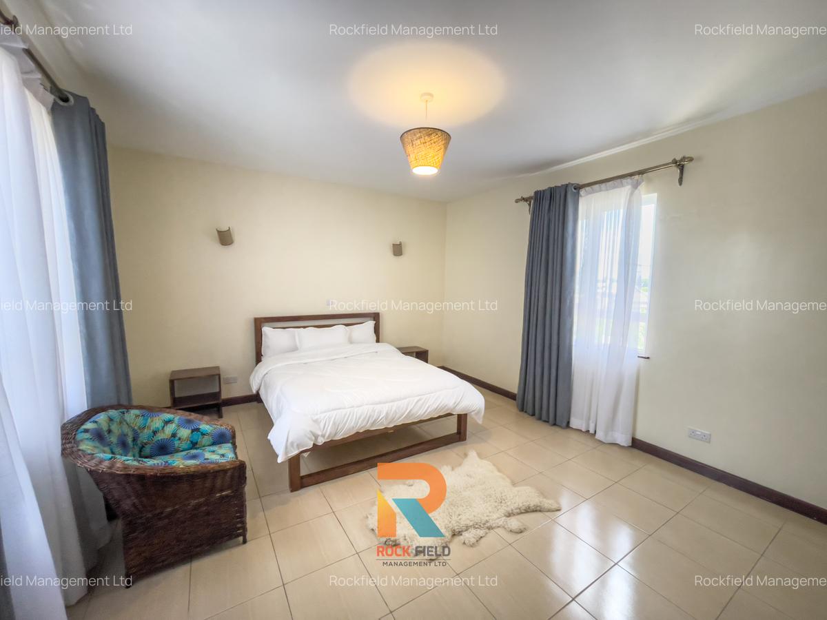 Furnished 2 Bed Apartment with En Suite in Brookside - 10