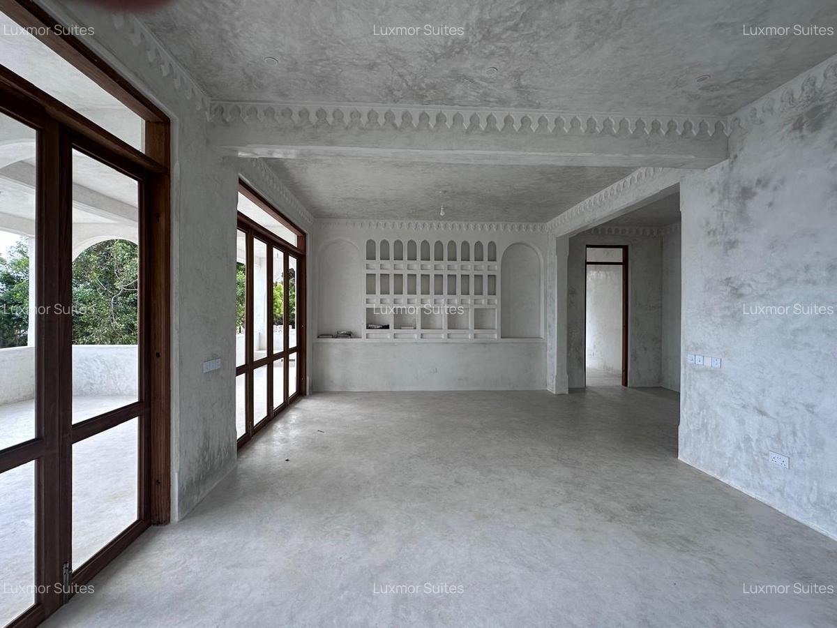 5 Bed Villa with En Suite at Lamu Shela Area - 15