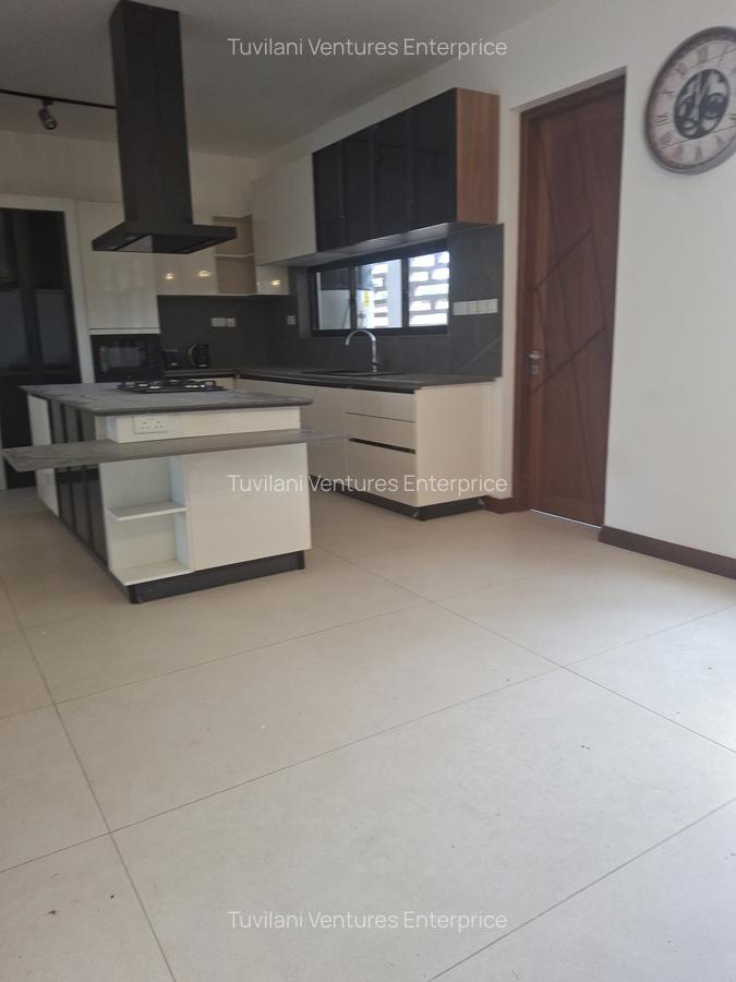 Serviced 3 Bed Apartment with En Suite at Nyali Mombasa - 18