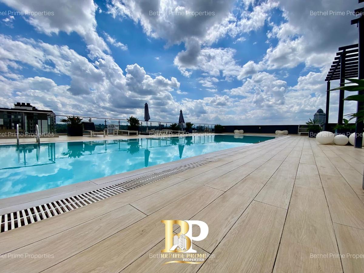 3 Bed Apartment with En Suite in Riverside - 2