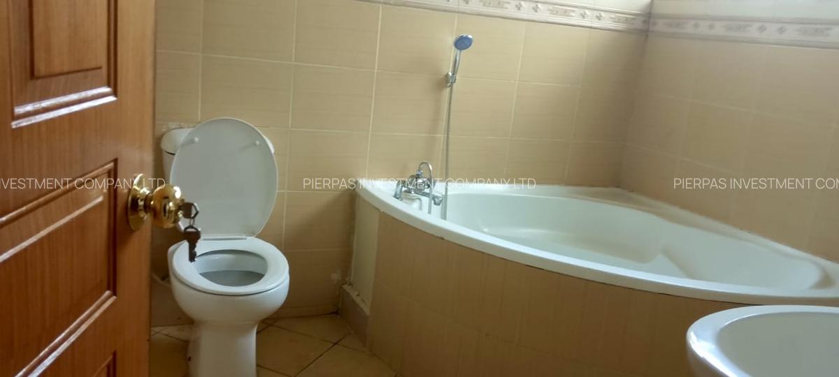 Serviced 4 Bed Apartment with En Suite in Riverside - 2