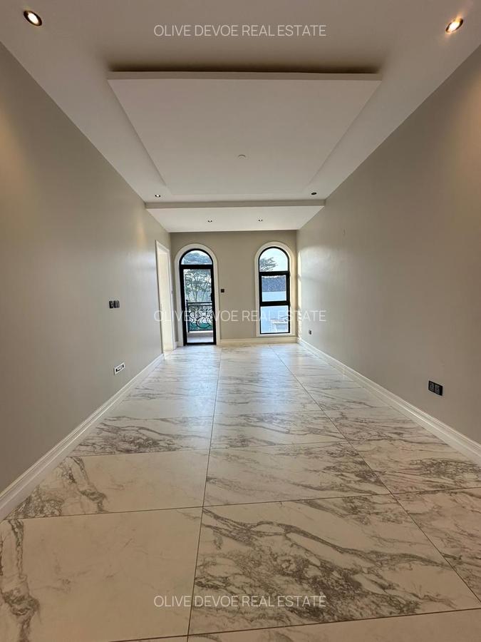 5 Bed Villa with En Suite in Loresho - 7