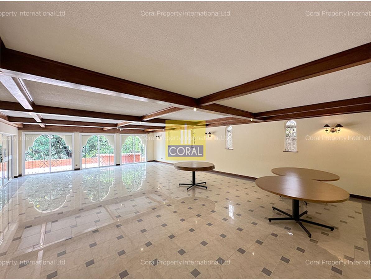 4 Bed House in Lavington - 8