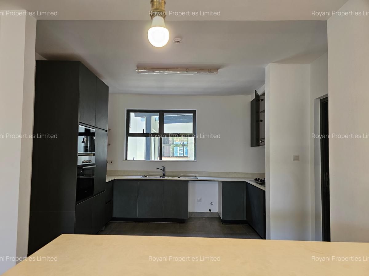 4 Bed House with En Suite in Ruaka - 7