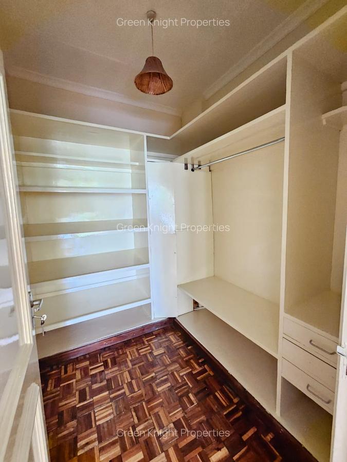 5 Bed House with En Suite in Gigiri - 5