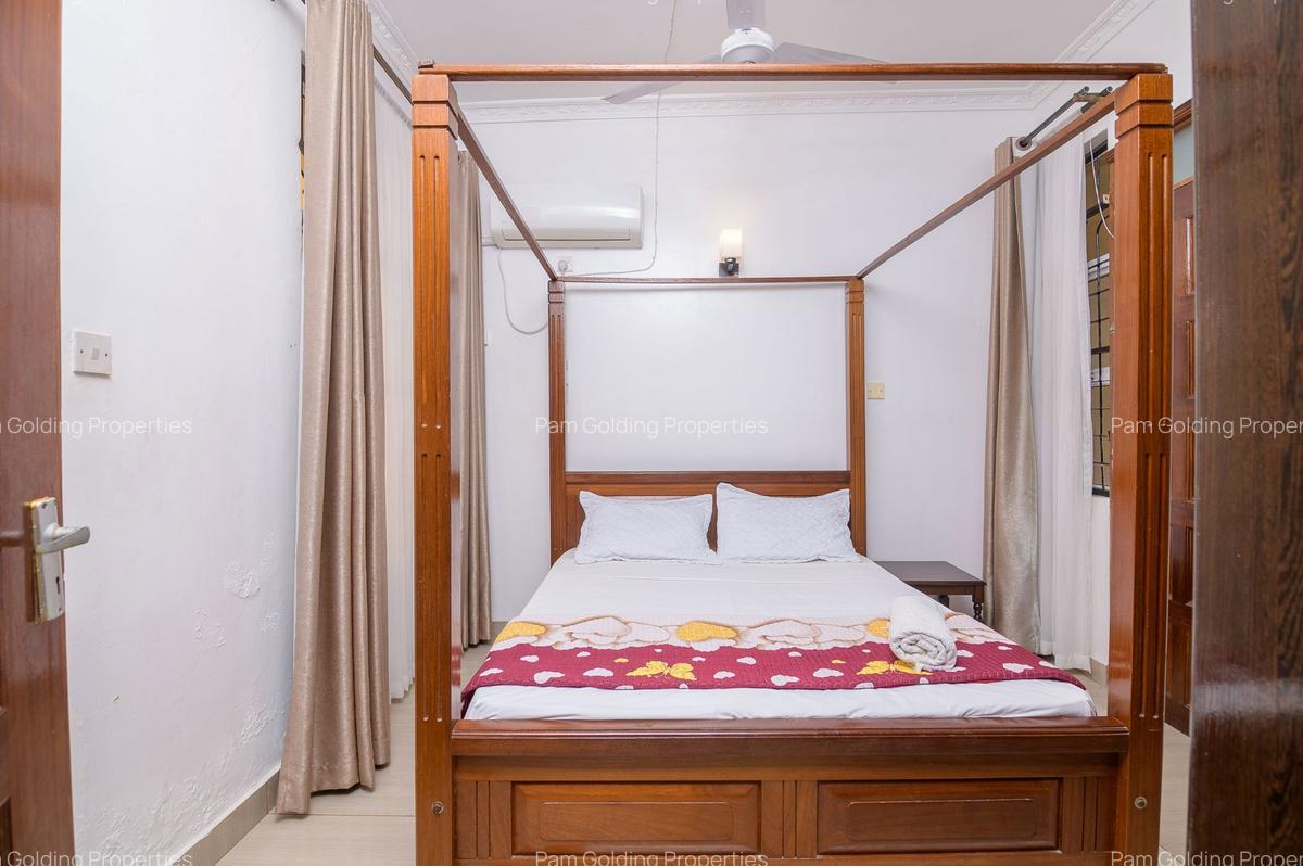 3 Bed Apartment with En Suite in Nyali Area - 11