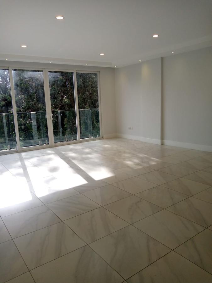 3 Bed Apartment with En Suite in Westlands Area - 10