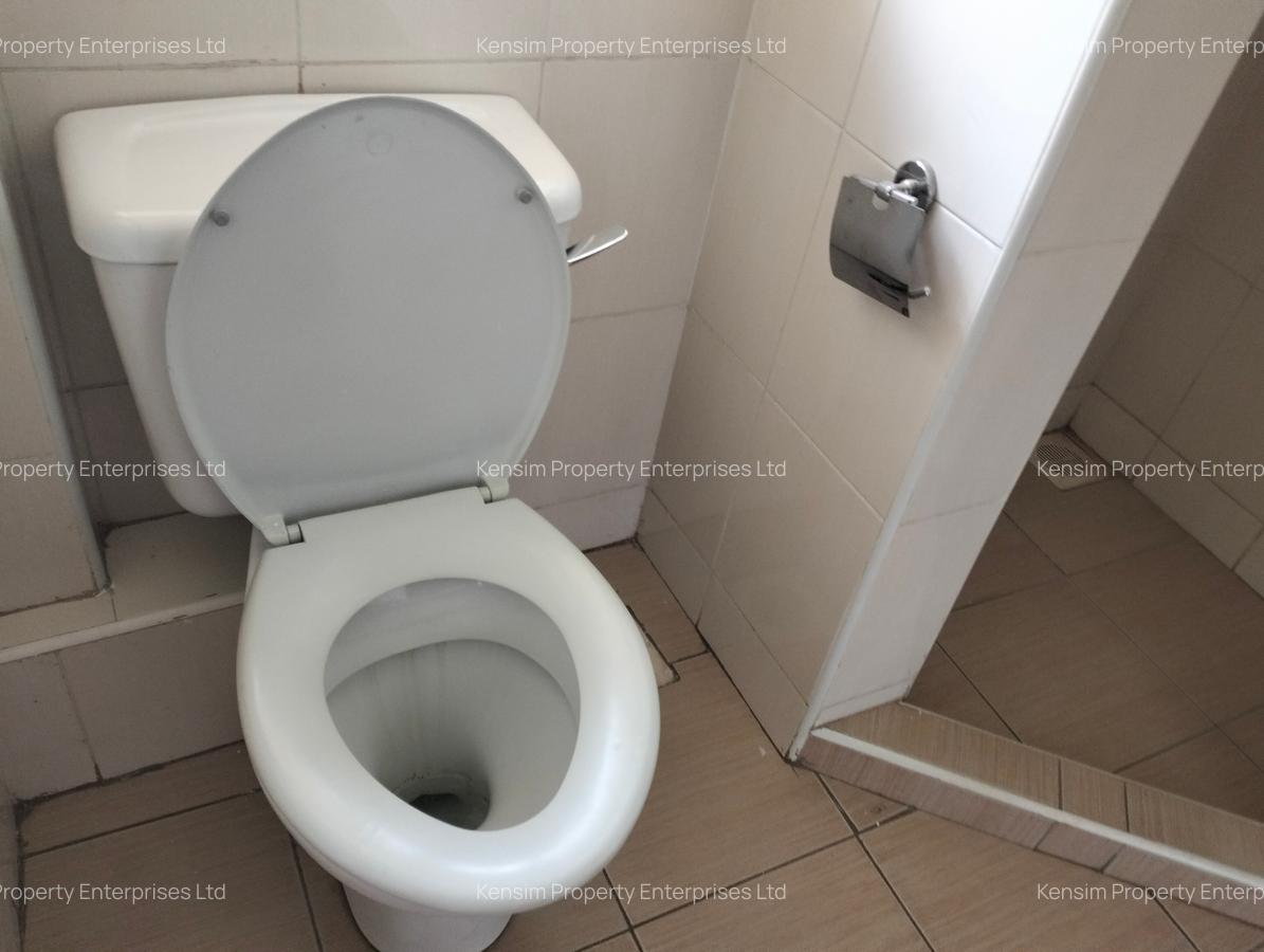 5 Bed Townhouse with En Suite in Rosslyn - 19