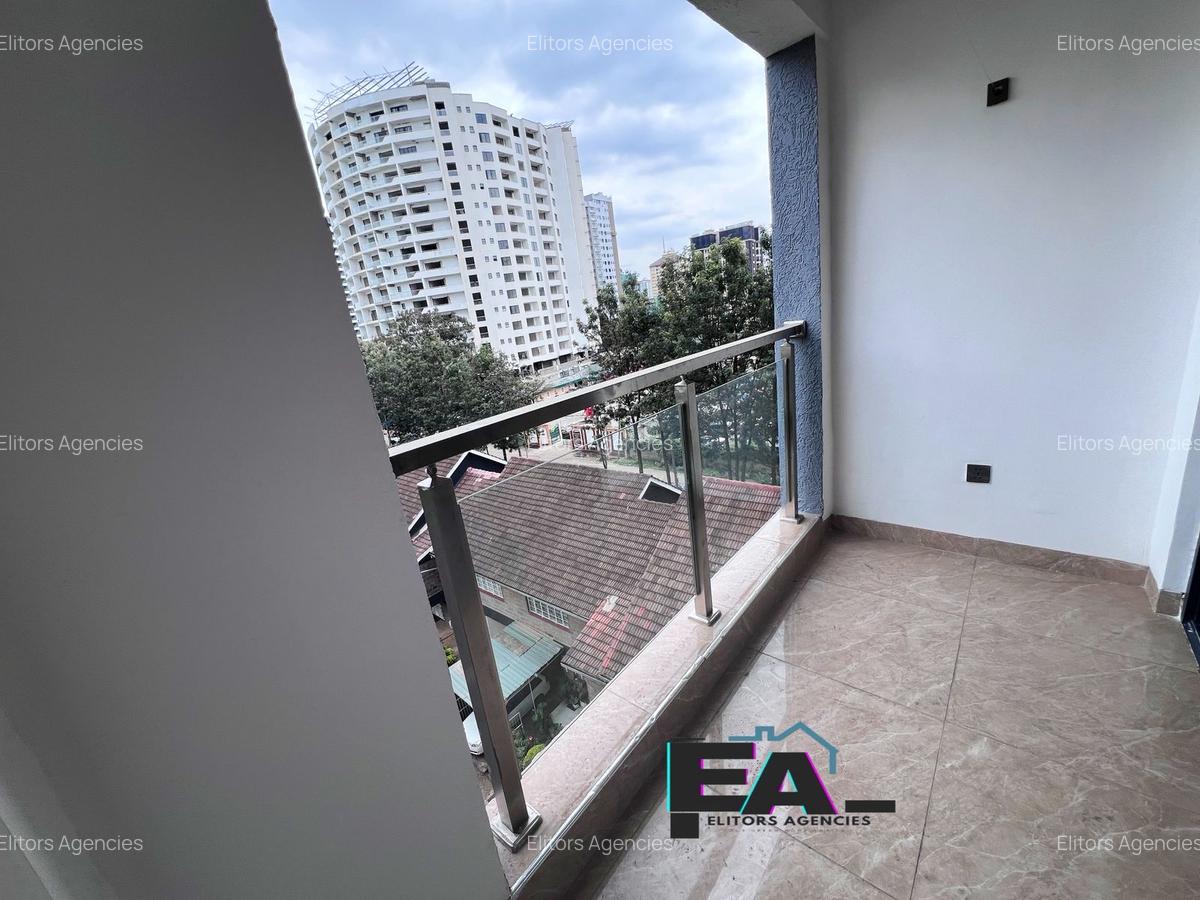 1 Bed Apartment with En Suite at George Padmore Rd - 2