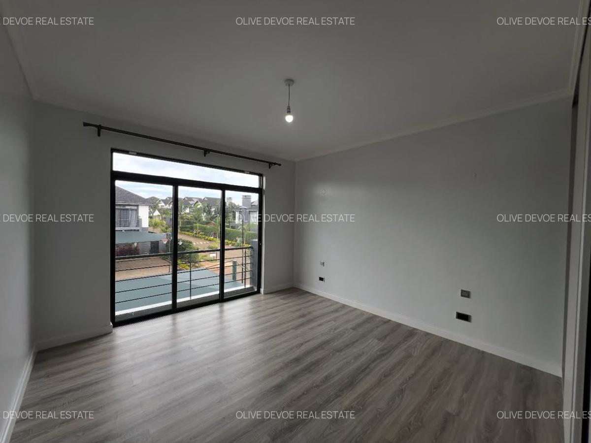 5 Bed Villa with En Suite in Runda - 15