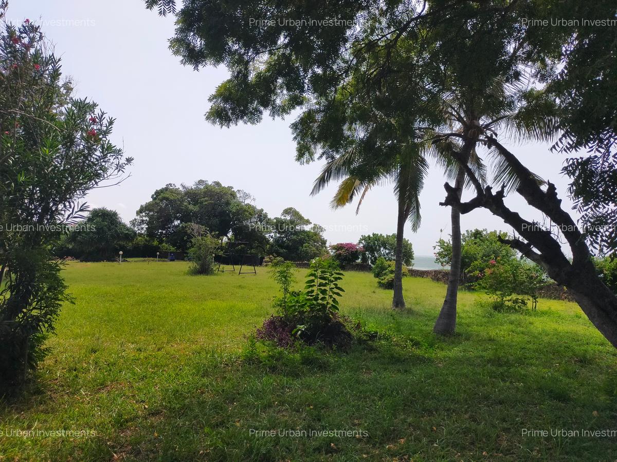 Land in Kikambala - 13