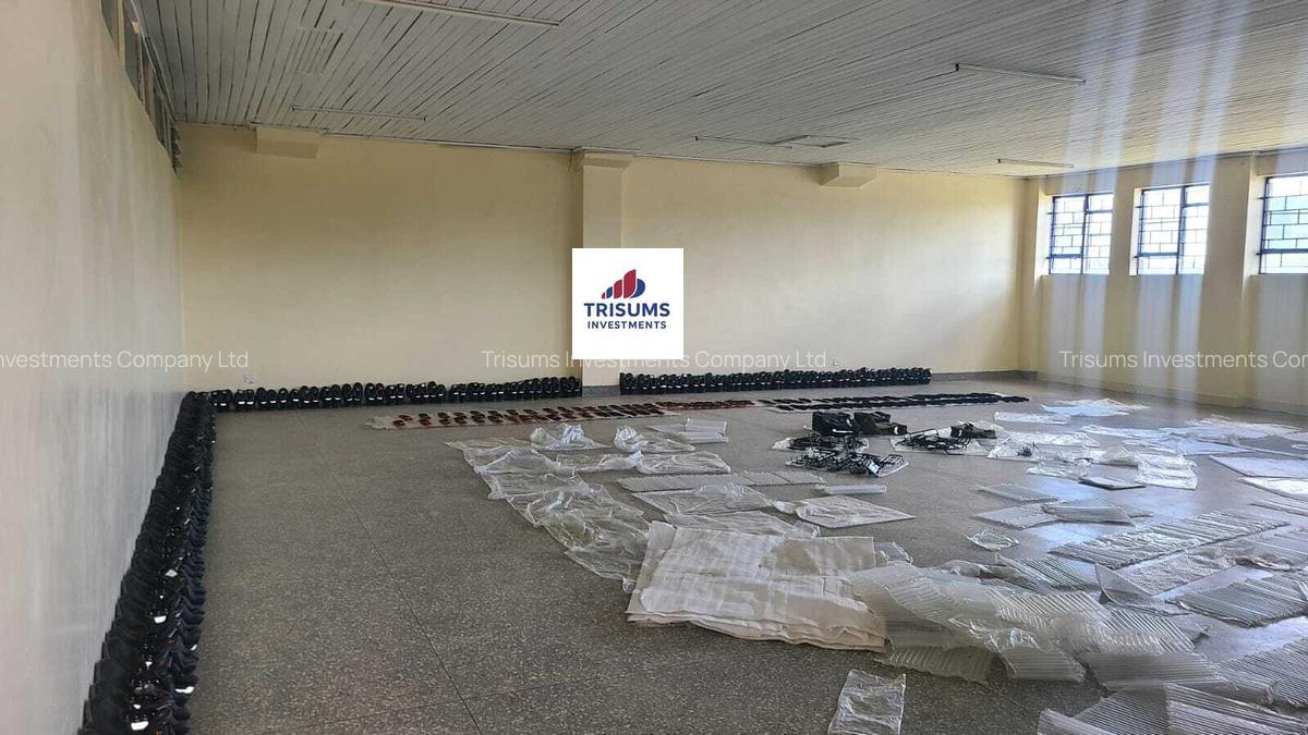 1,668 ft² Commercial Property with Backup Generator in Industrial Area - 2