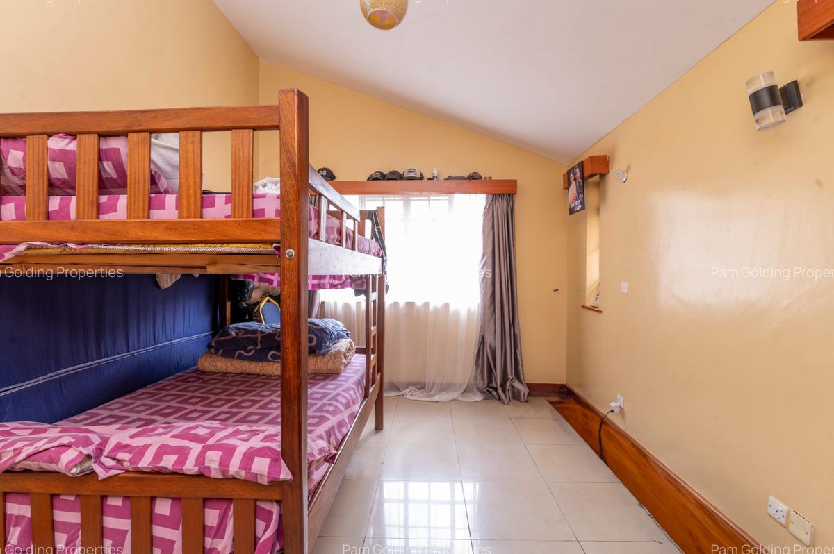 4 Bed Townhouse with Staff Quarters at Road C - 13