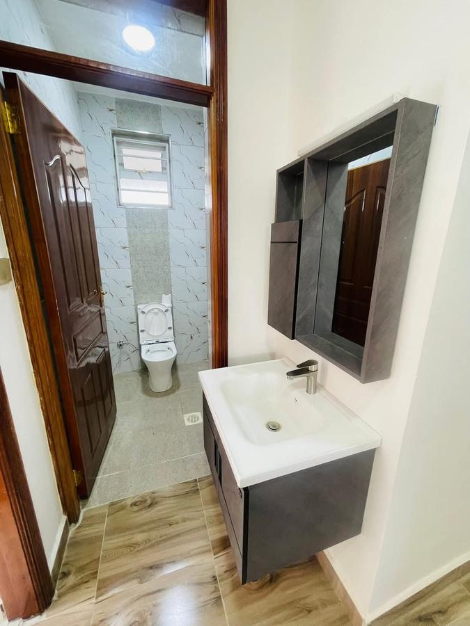 4 Bed House with En Suite at Lussingetti - 9