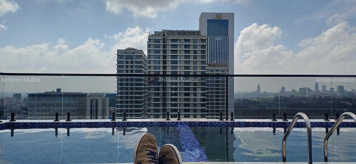 2 Bed Apartment with En Suite at Westlands Road - 2