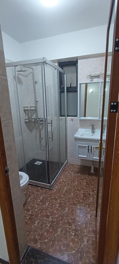 2 Bed Apartment with En Suite in Kilimani - 4