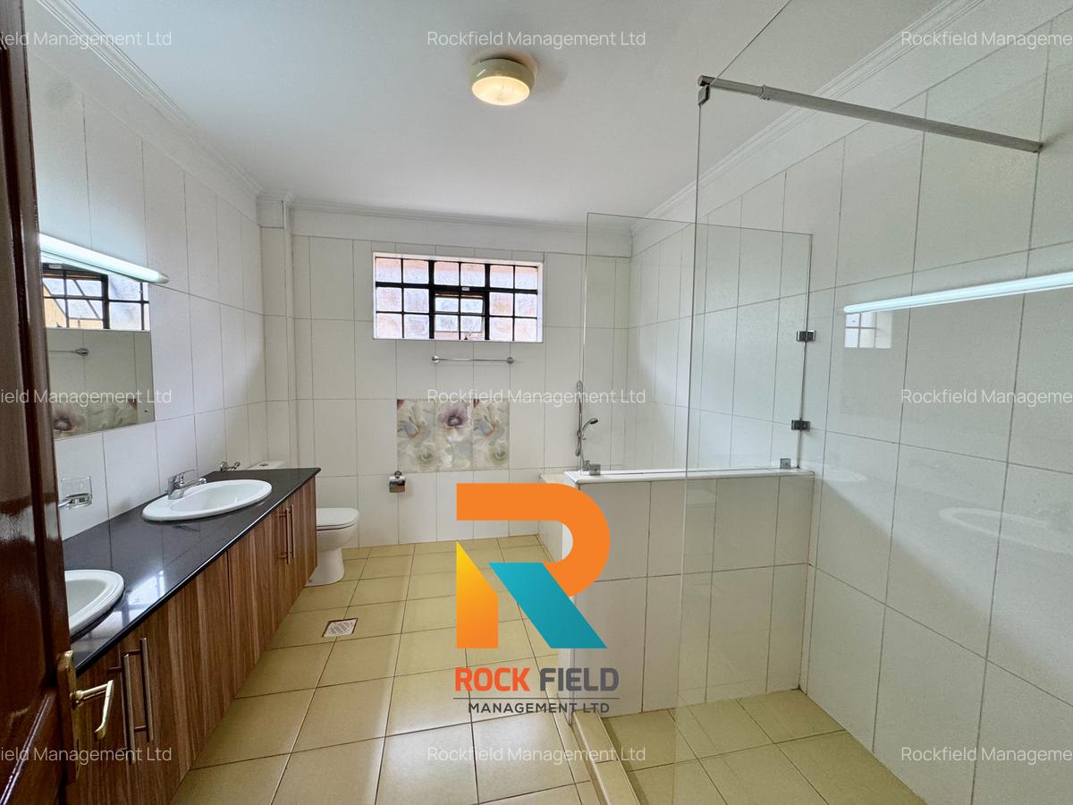 5 Bed Townhouse with En Suite in Kitisuru - 13