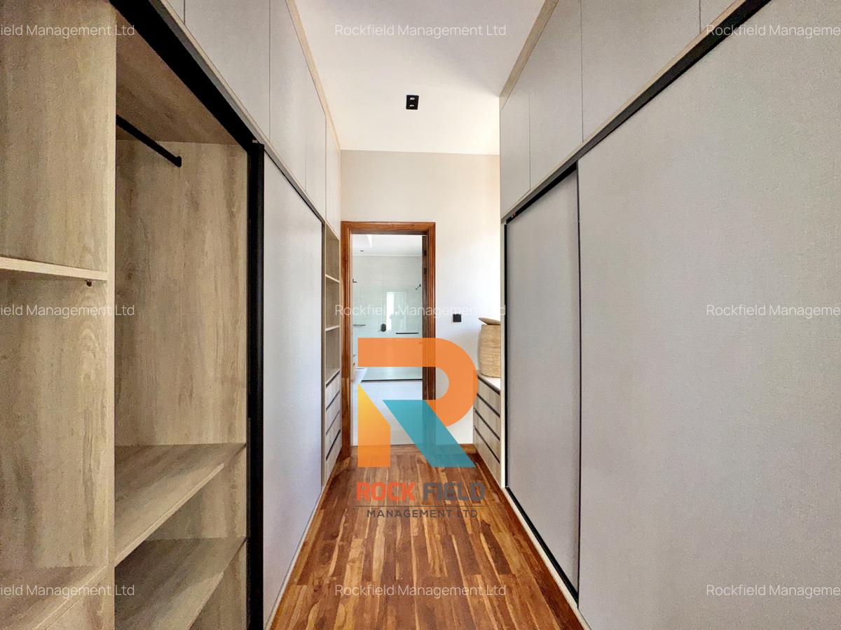 4 Bed Townhouse with En Suite in Loresho - 16