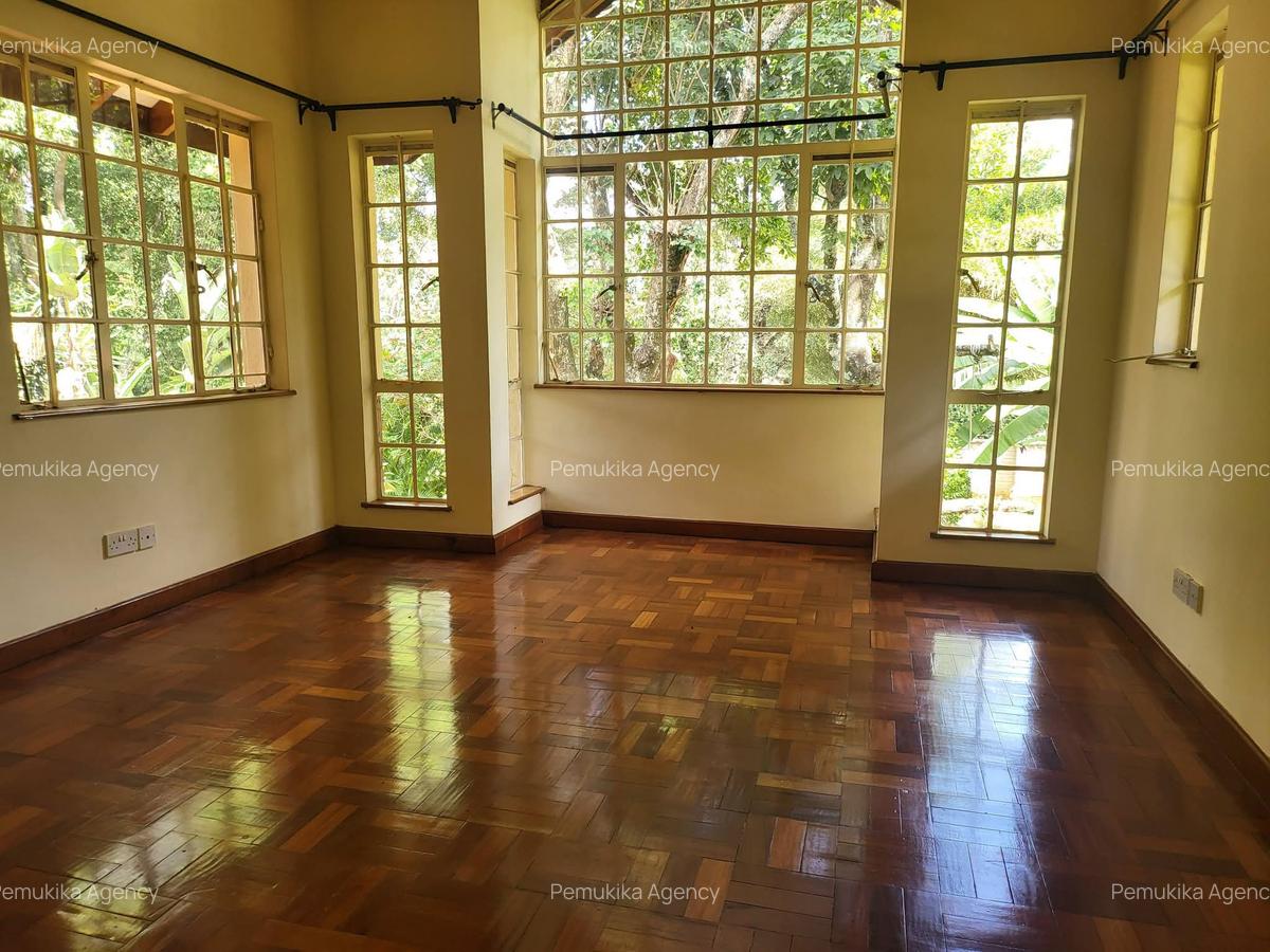 5 Bed Townhouse with En Suite in Rosslyn - 7