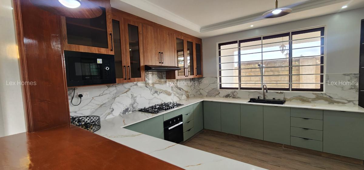 4 Bed House with En Suite at Rimpa - 8