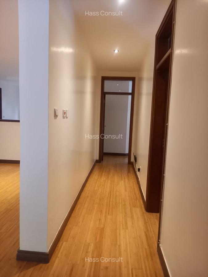 3 Bed Apartment with En Suite at Riverside Drive - 4