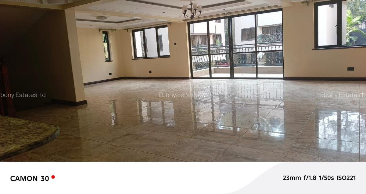 4 Bed Townhouse with En Suite in Lavington - 4