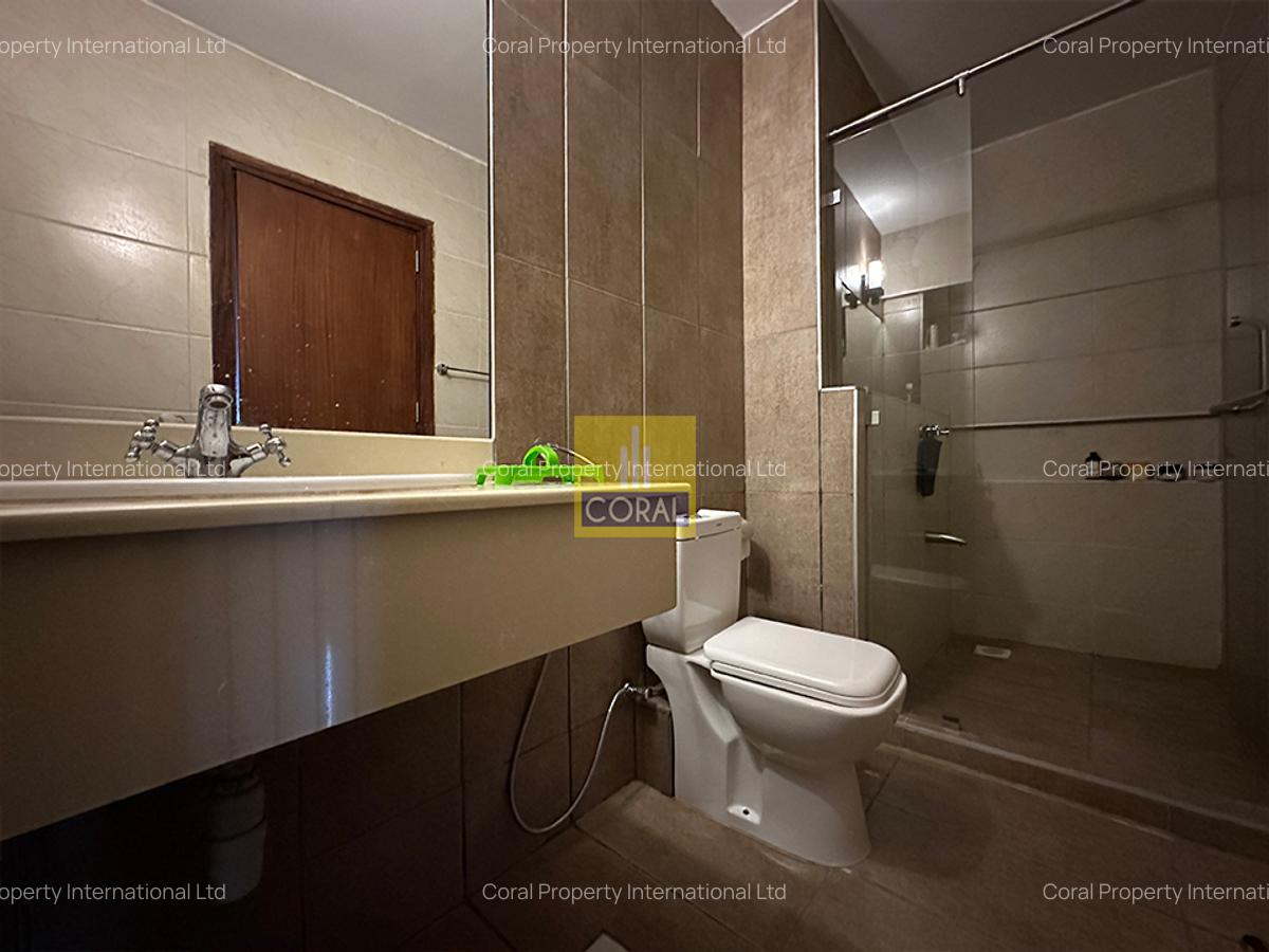 3 Bed Apartment in Kilimani - 15