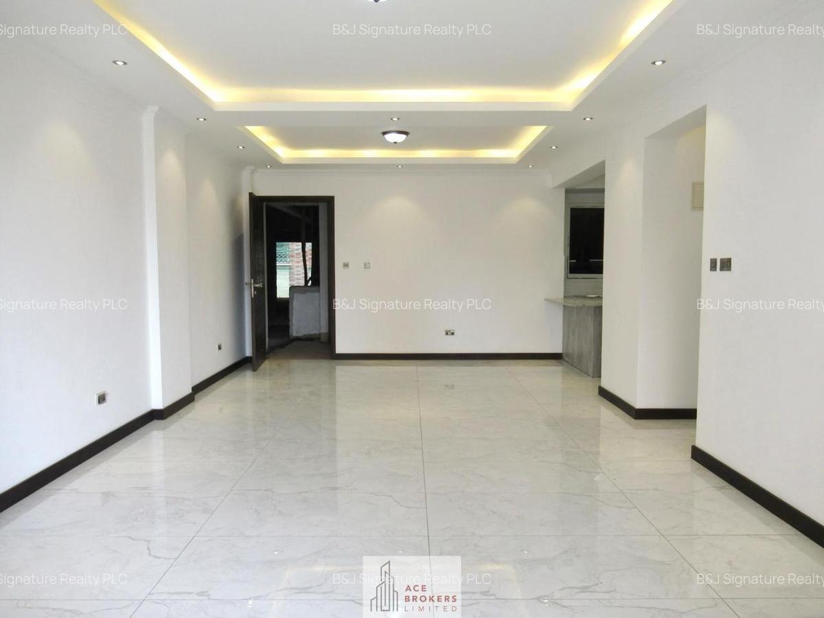 2 Bed Apartment with En Suite in Brookside - 1