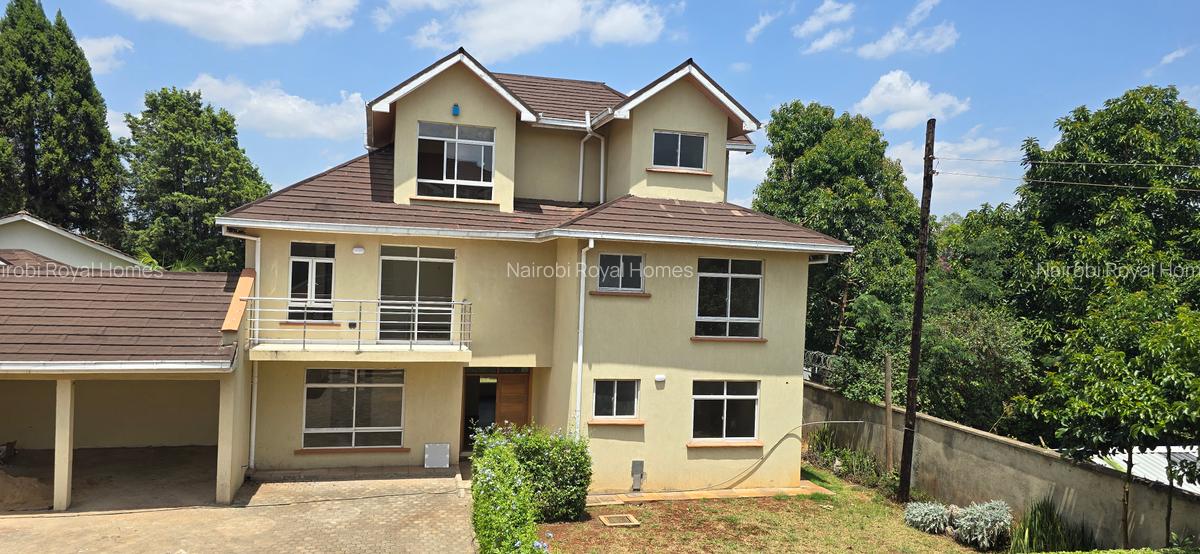 5 Bed Townhouse with En Suite at Kyuna Road - 20