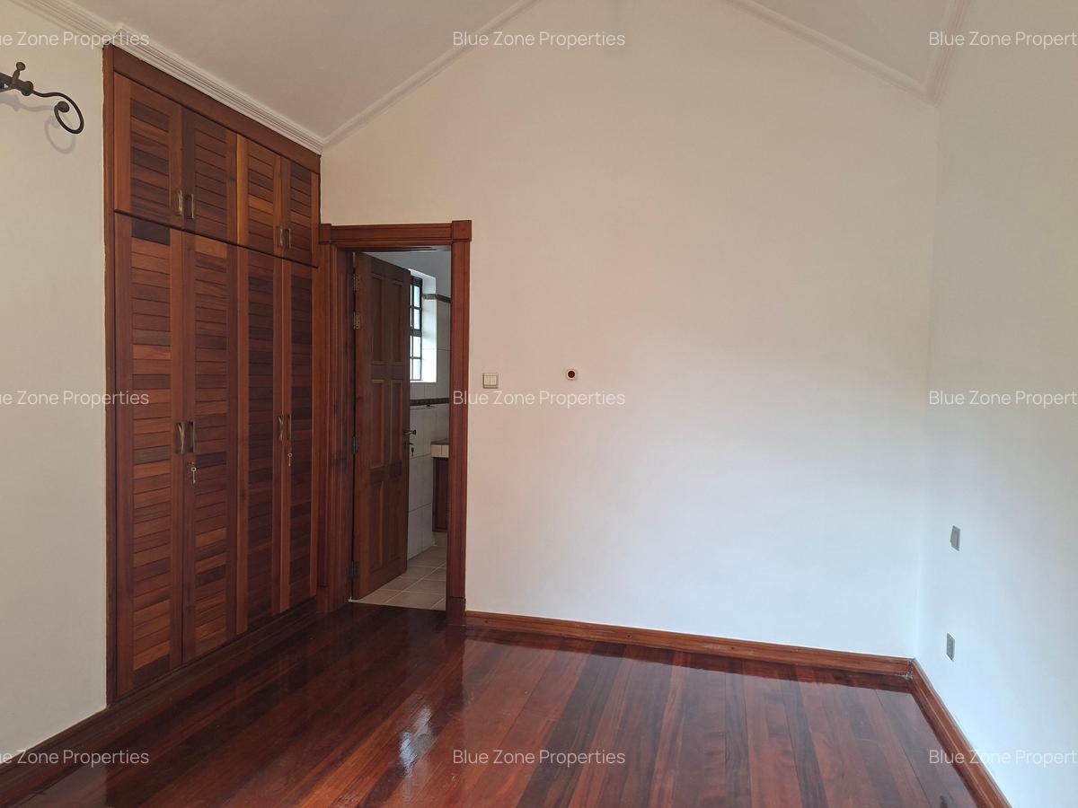 4 Bed Townhouse with En Suite at Off Peponi Rd - 20