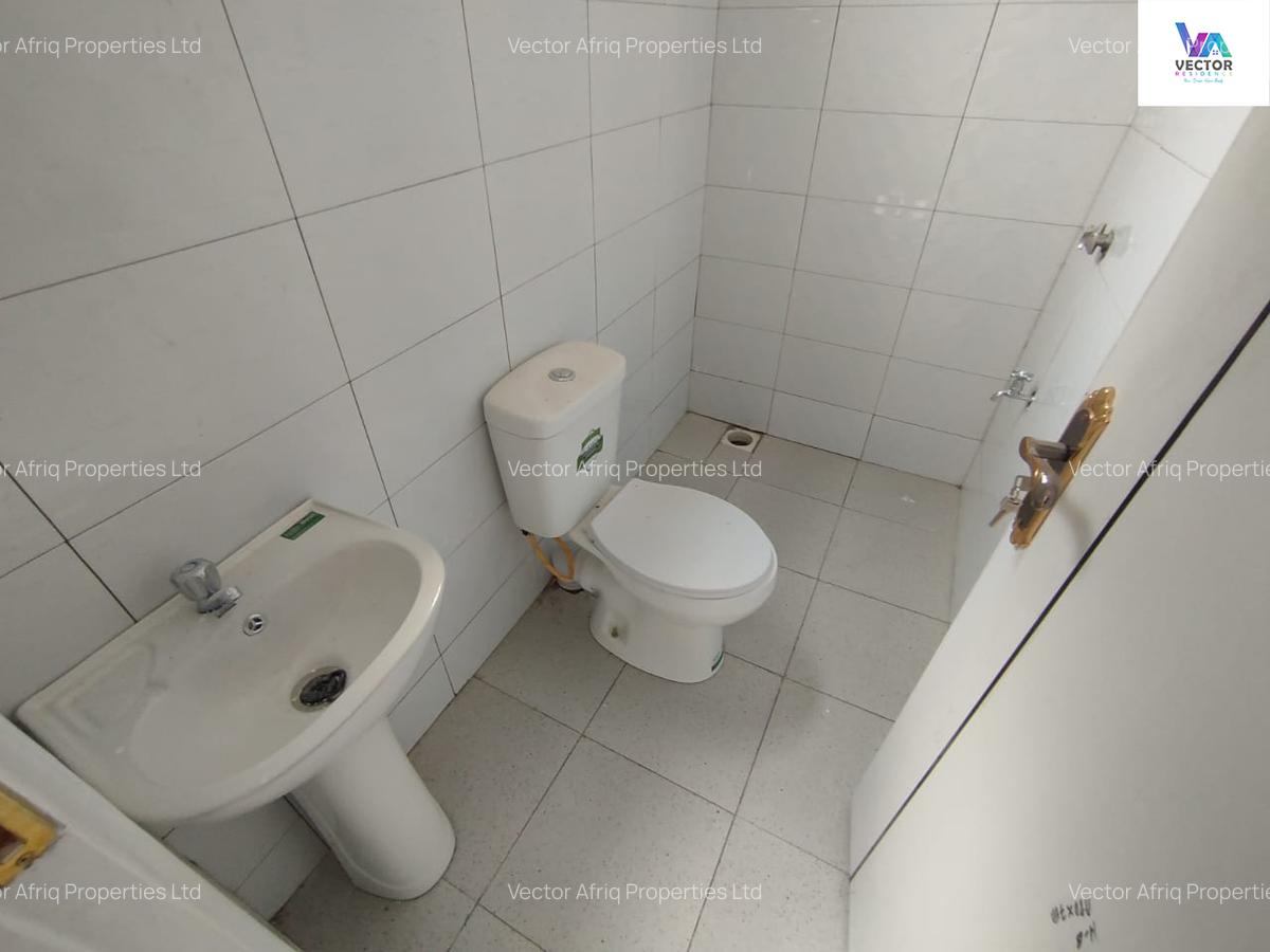 3 Bed House with En Suite in Kitengela - 15