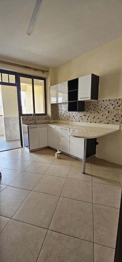 3 Bed Apartment with En Suite in Kileleshwa - 11