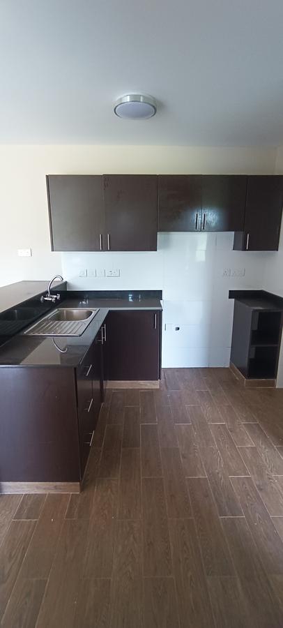 2 Bed Apartment with En Suite in Kitisuru - 7