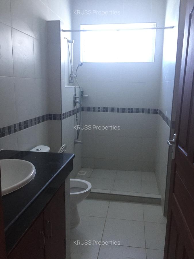 2 Bed Apartment with En Suite in Nyali Area - 19