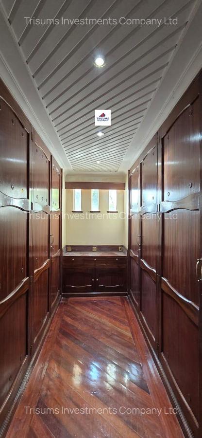 0.75 ac Commercial Property with Fibre Internet in Westlands Area - 10