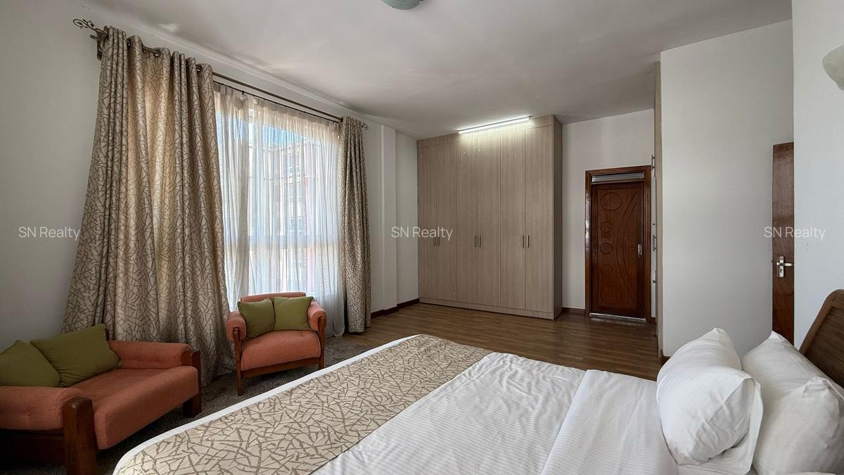 4 Bed Apartment with En Suite in General Mathenge - 11