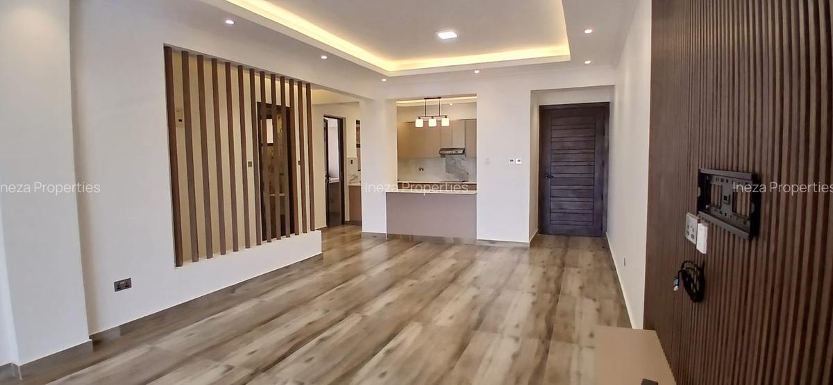 2 Bed Apartment with En Suite in Brookside - 2