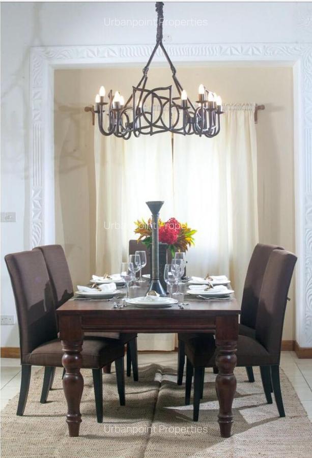 4 Bed House with En Suite in Nyali Area - 5