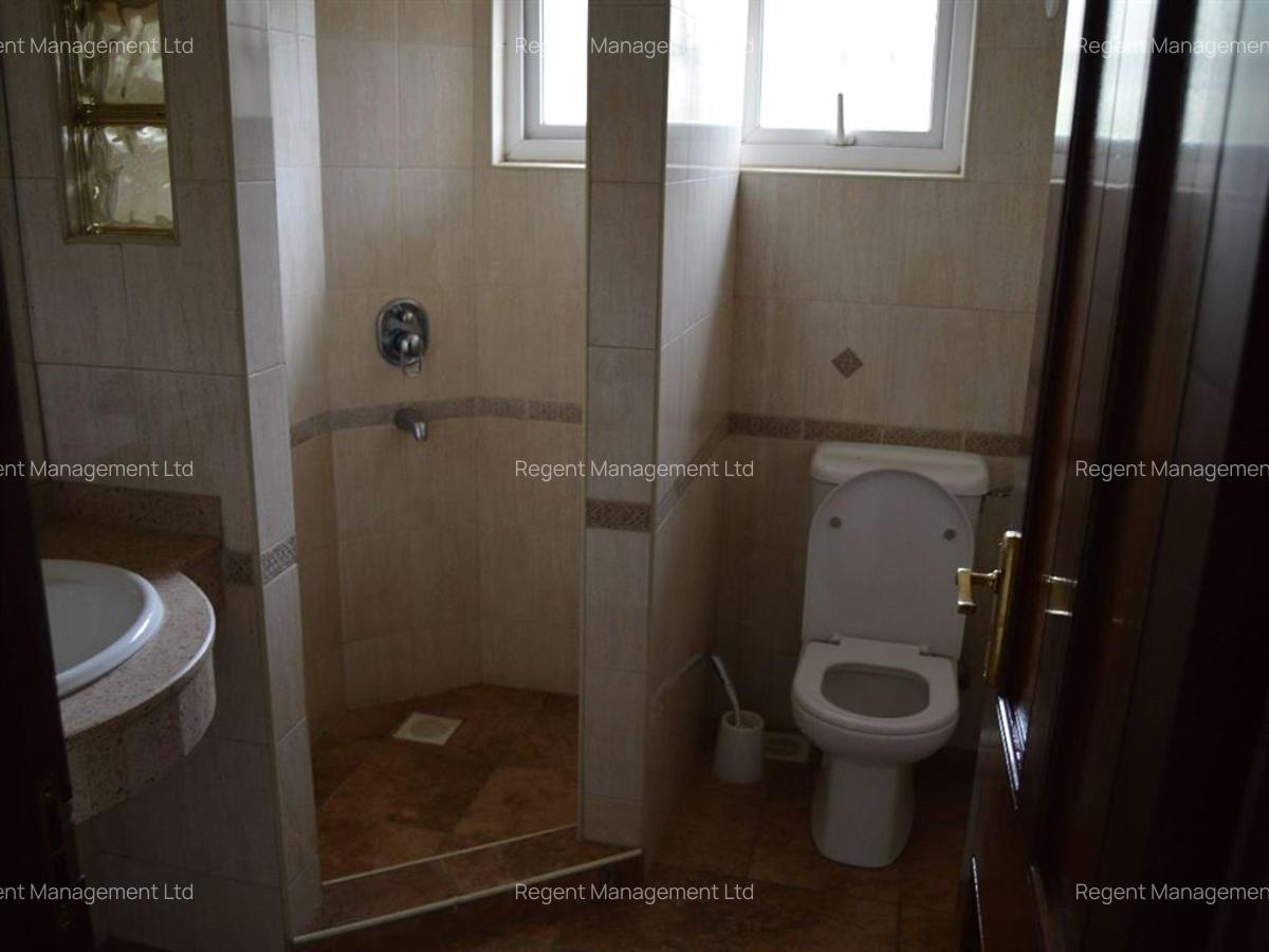 4 Bed Townhouse at Dennis Pritt/State House Road - 7