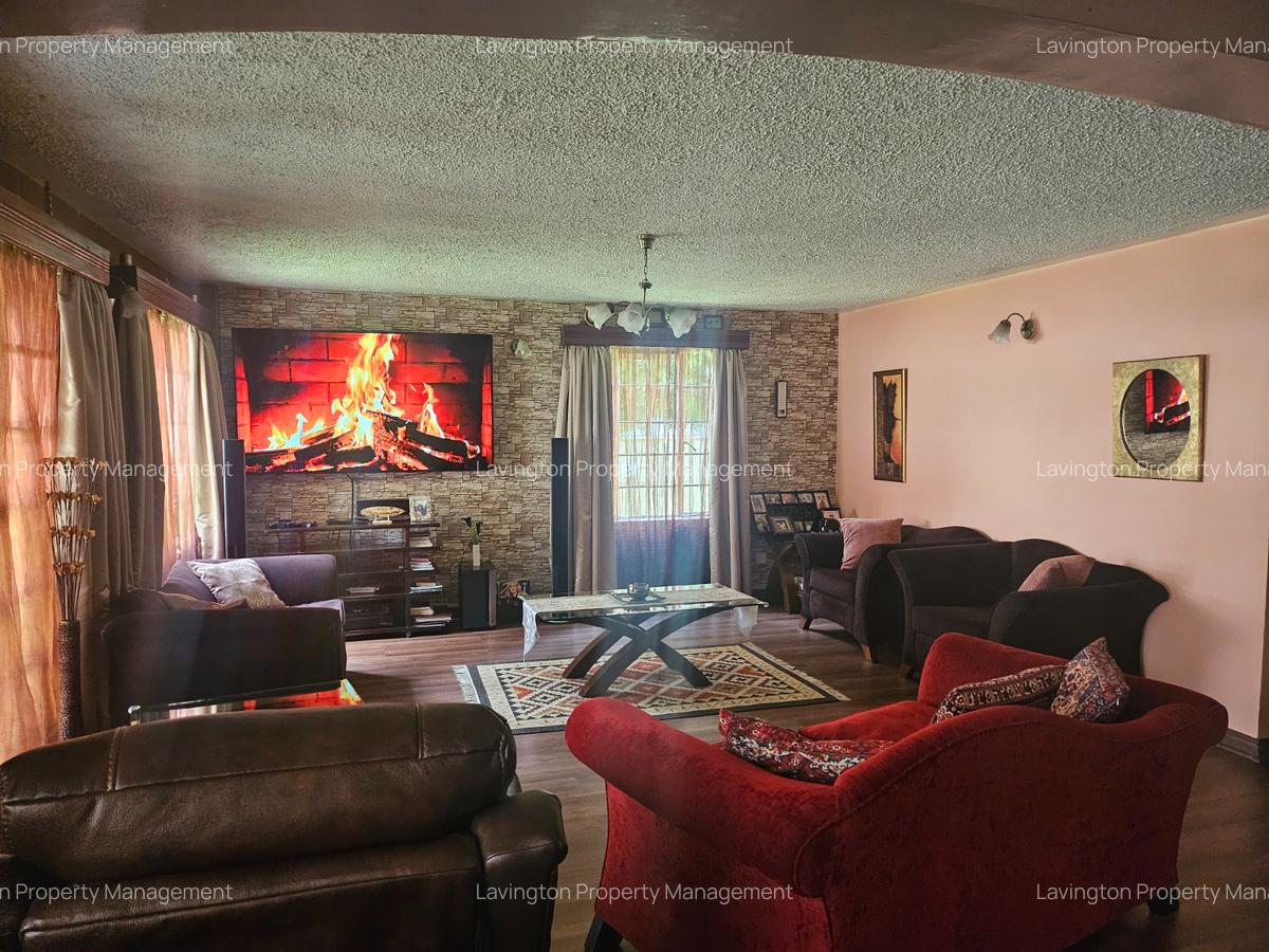 4 Bed Townhouse with En Suite at Lavington Green - 14