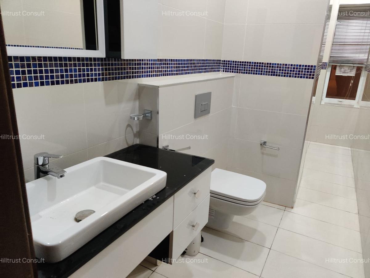 2 Bed Townhouse with En Suite at Peponi Rd - 16