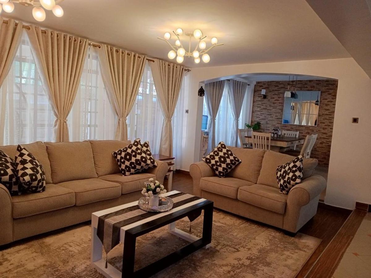5 Bed Villa with En Suite in Lavington - 13