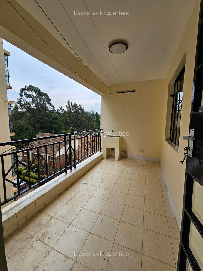 4 Bed Apartment with En Suite in Lavington - 8