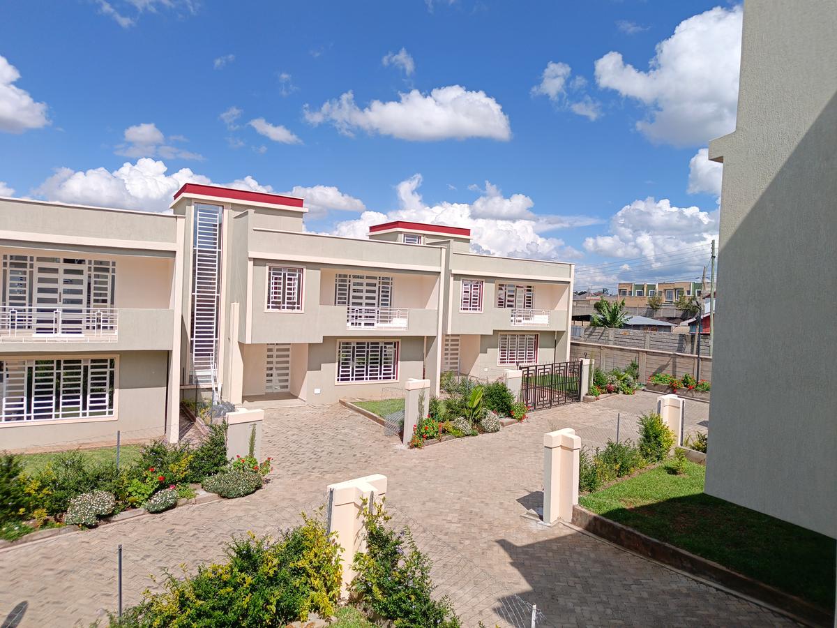 4 Bed Townhouse with En Suite in Kitengela - 1