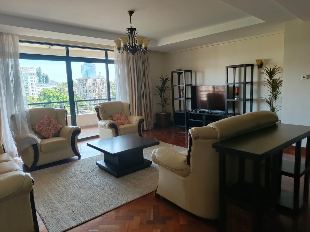 Furnished 3 Bed Apartment with En Suite in Riverside - 4