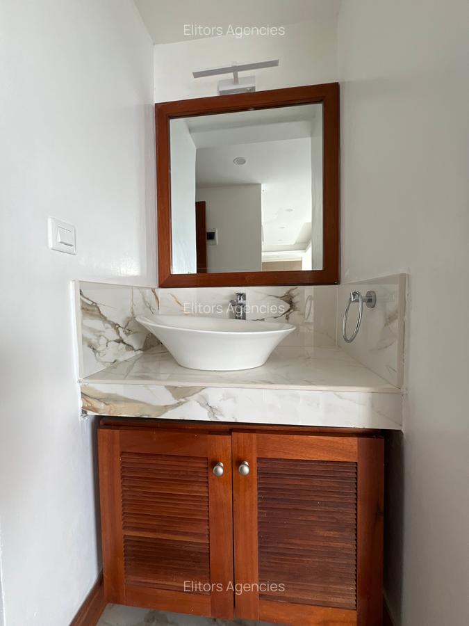 4 Bed Apartment with En Suite at Lantana Road - 9