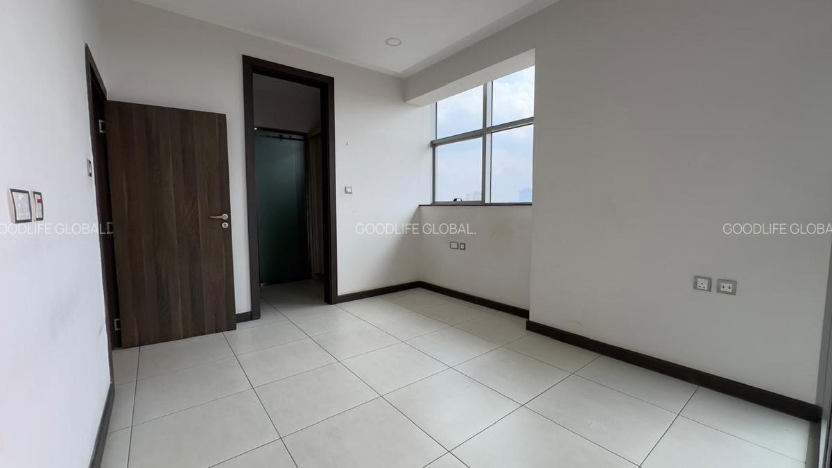 2 Bed Apartment with En Suite at Westlands - 19