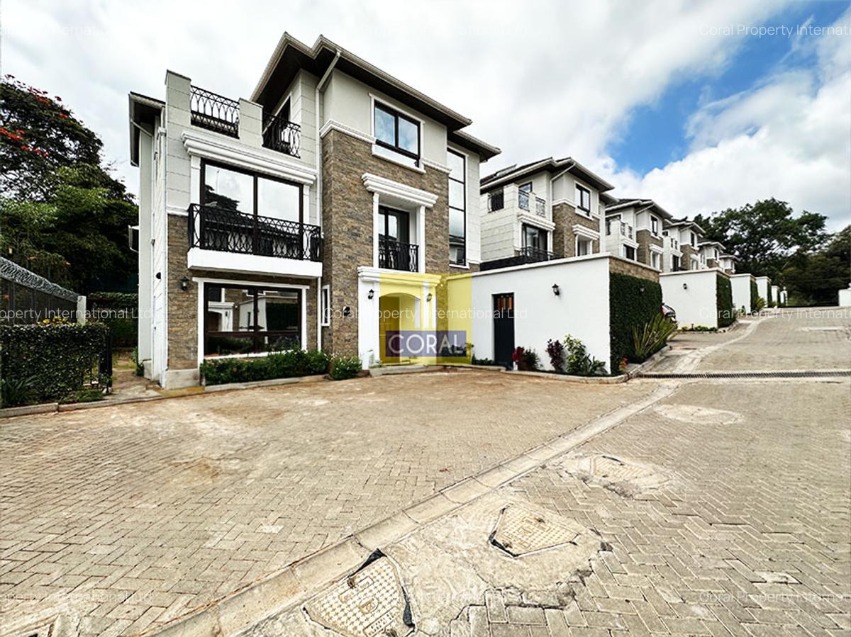 5 Bed Townhouse with En Suite in Westlands Area - 1