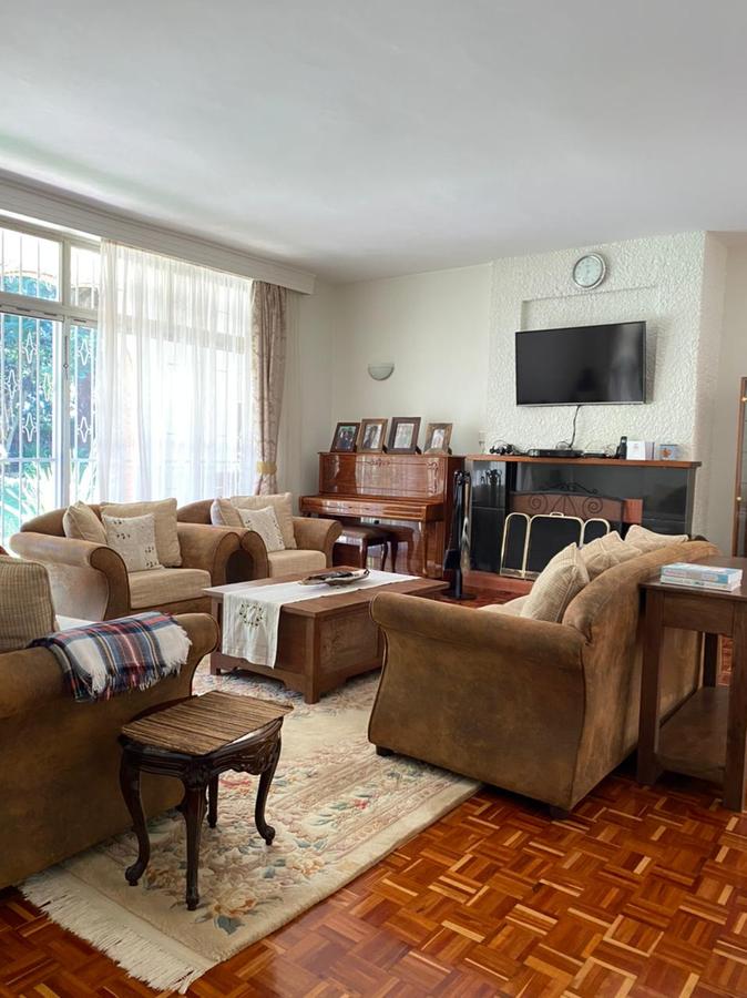 4 Bed House with En Suite at Westlands - 8
